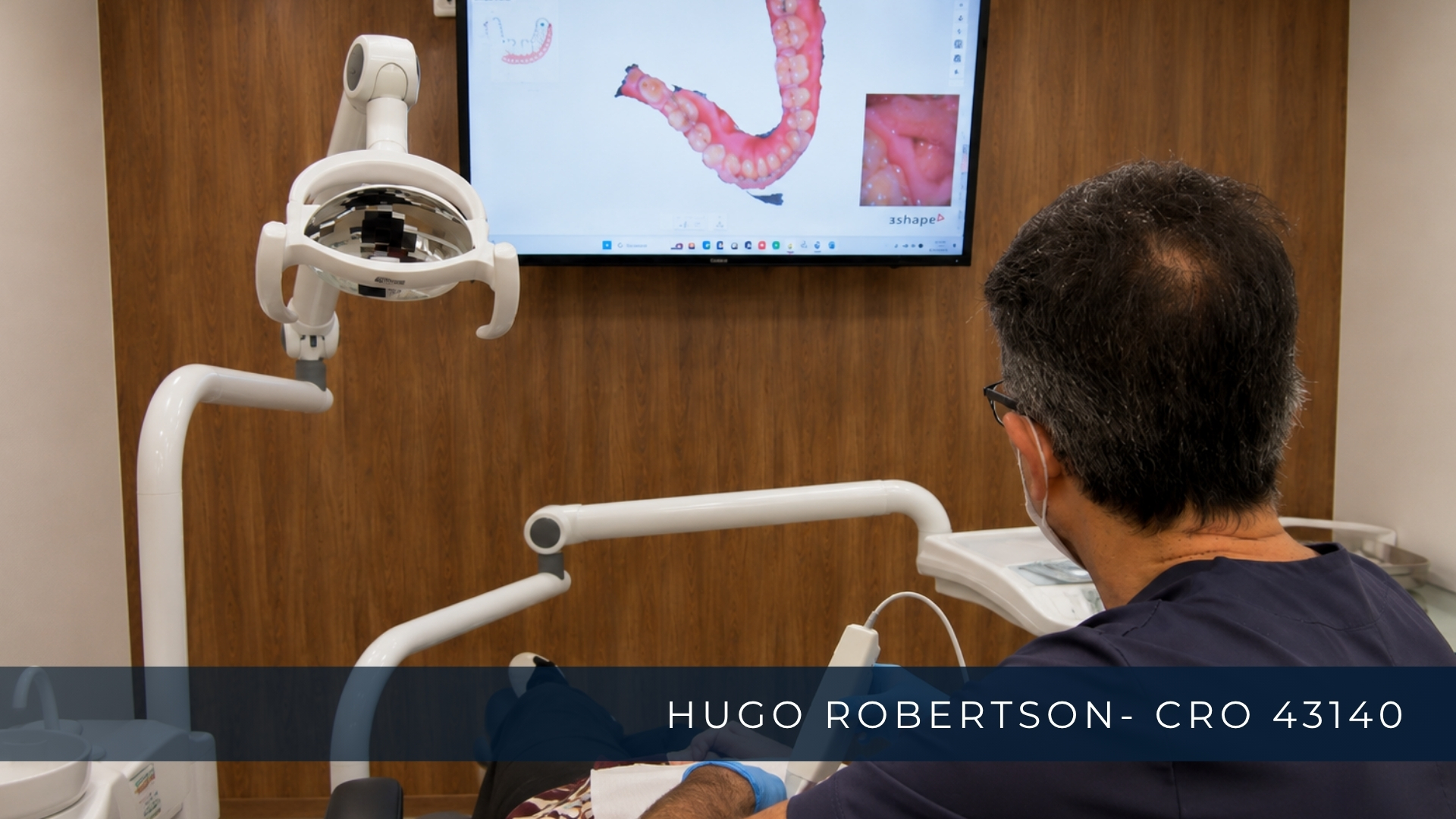 dr-hugo-tecnologia-implante-dentario